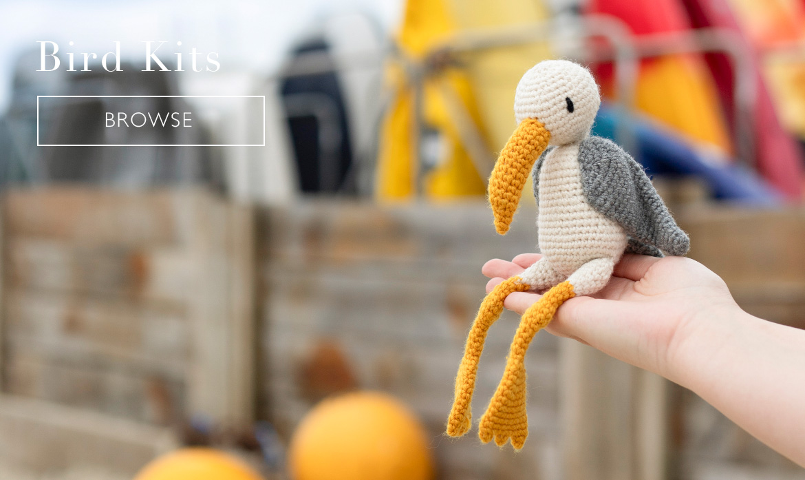 Bird crochet patterns seagull beach summer toft